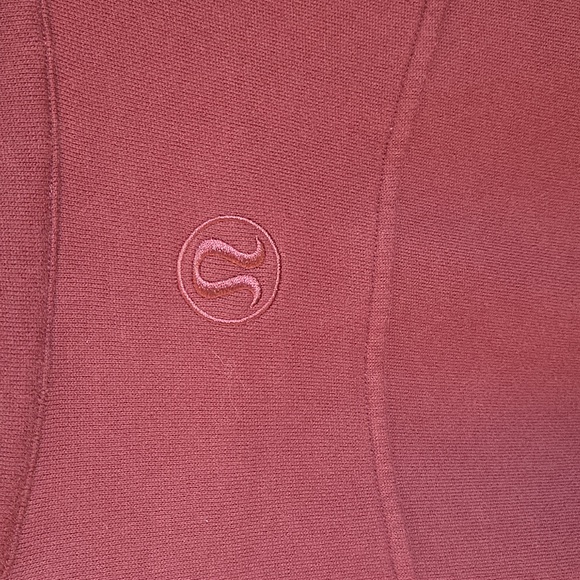 Lululemon Half Zip Scuba - Picture 5 of 7